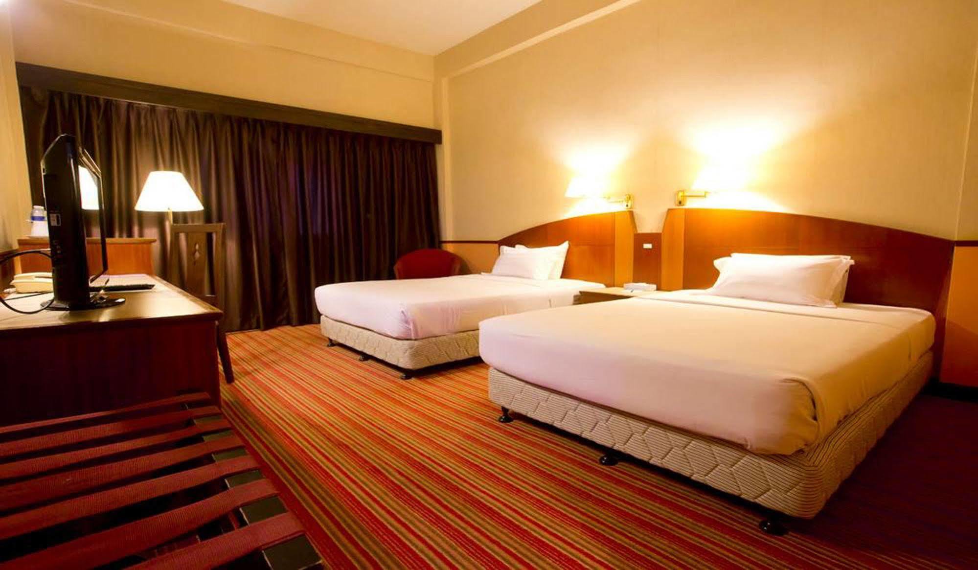 קלאנג Merrida Hotel מראה חיצוני תמונה